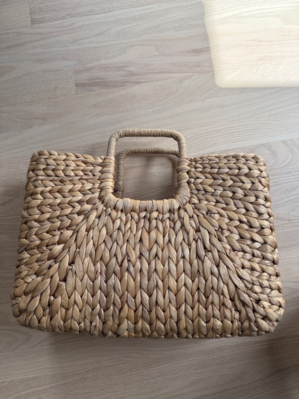 New Day Rattan tote bag